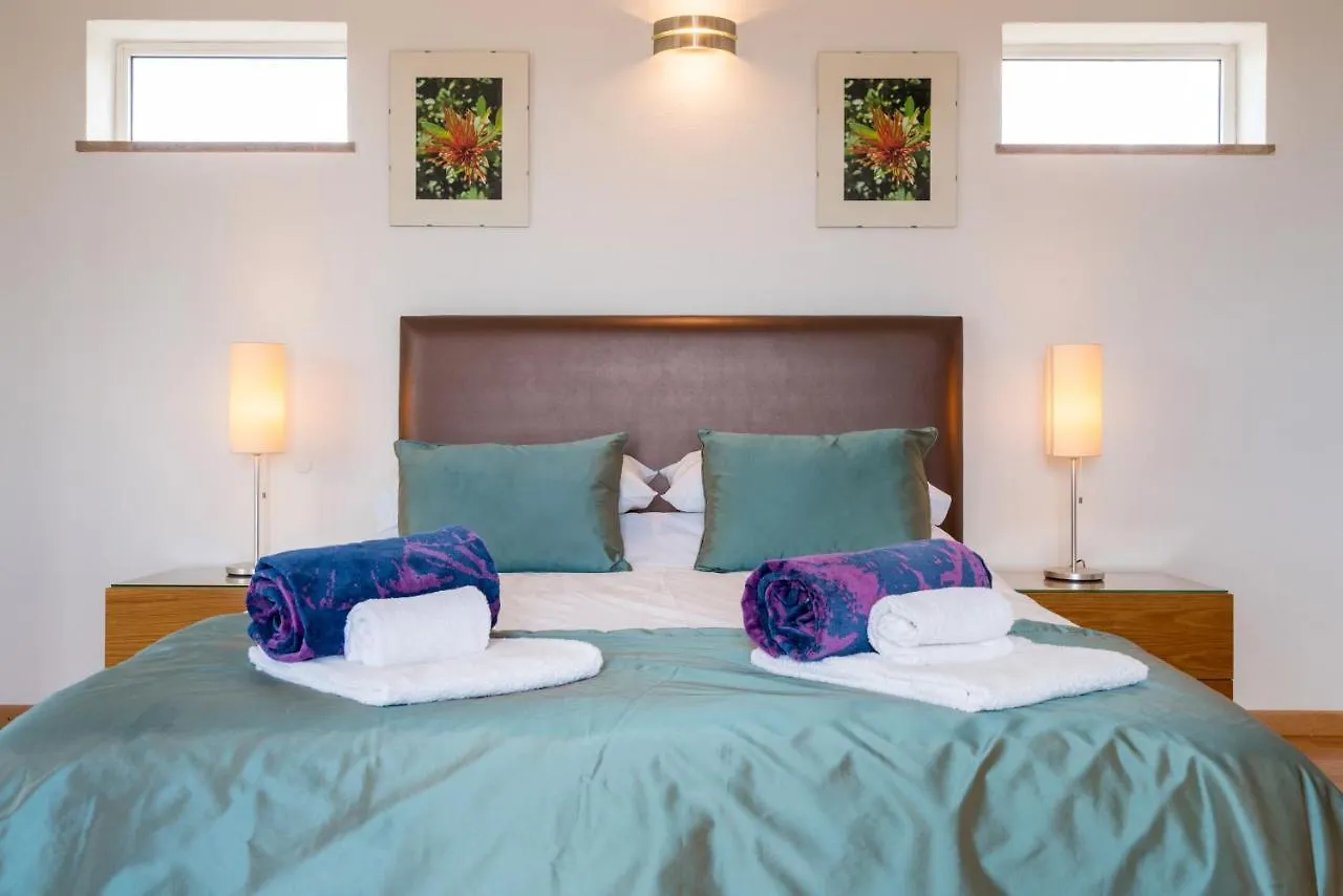 Casa Laranja Three Bedroom Villa Loule